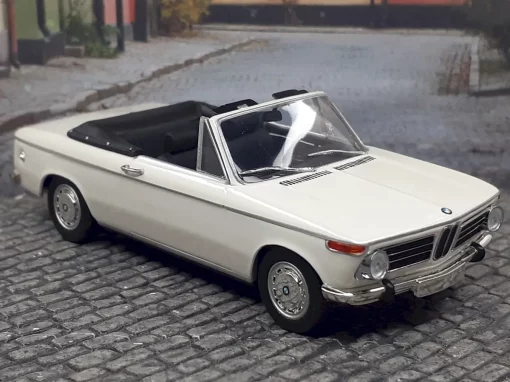 Cabrio 1602-2002 (1972-1976) (modello targa)